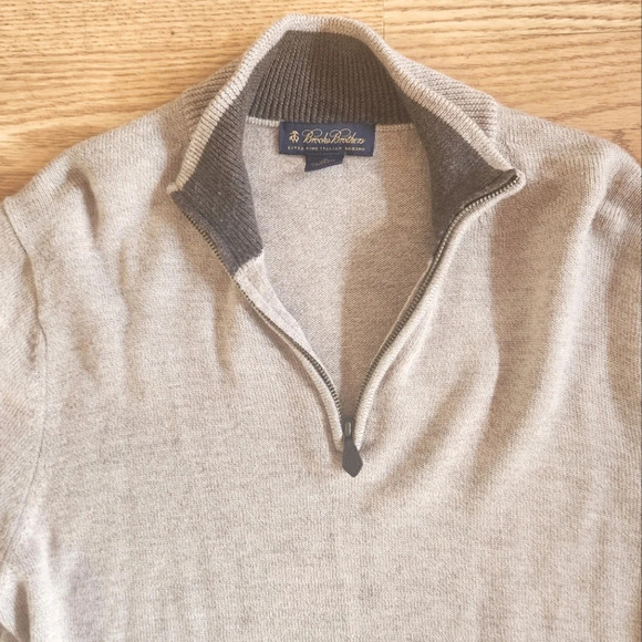 EUC Brooks Brothers Italian Merino Wool Pullover, Size M - Picture 3 of 5